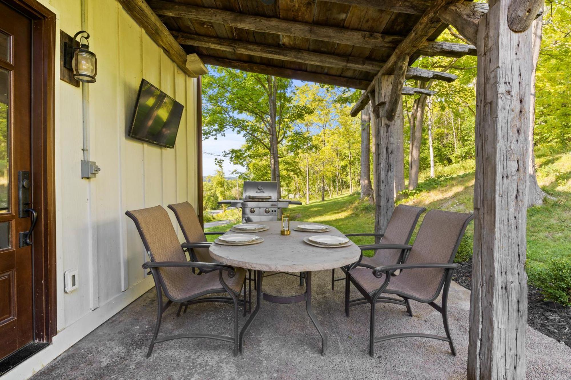 Cozy Two Bedroom Home On Canandaigua Lake Rushville Exterior photo